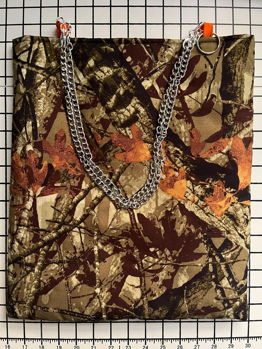 Camo Tote With Chain Strap